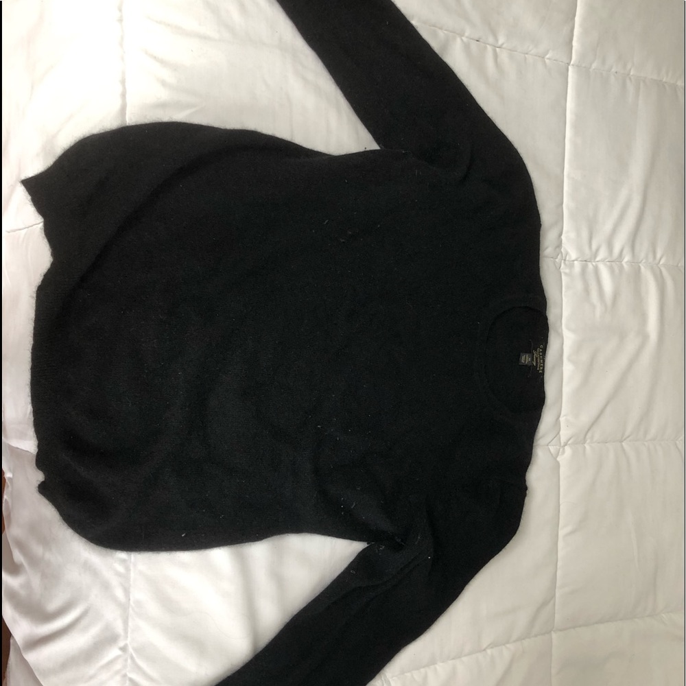 Black medium Cashmere sweater good condition